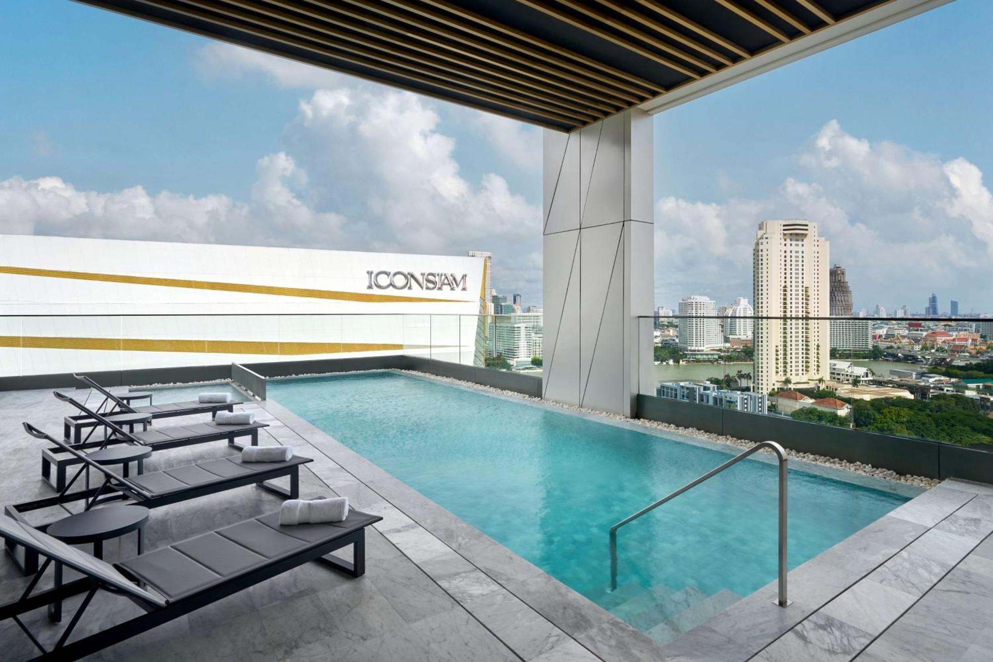 Hilton Garden Inn Bangkok Riverside Eksteriør bilde