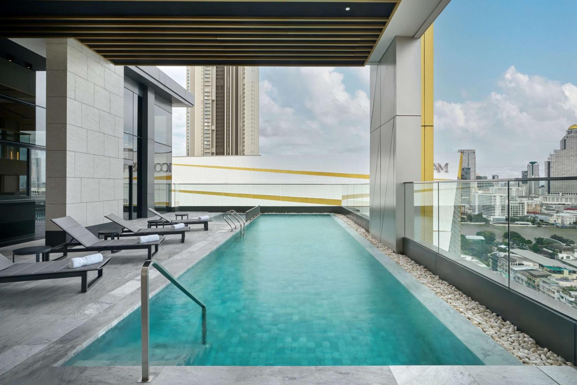 Hilton Garden Inn Bangkok Riverside Eksteriør bilde