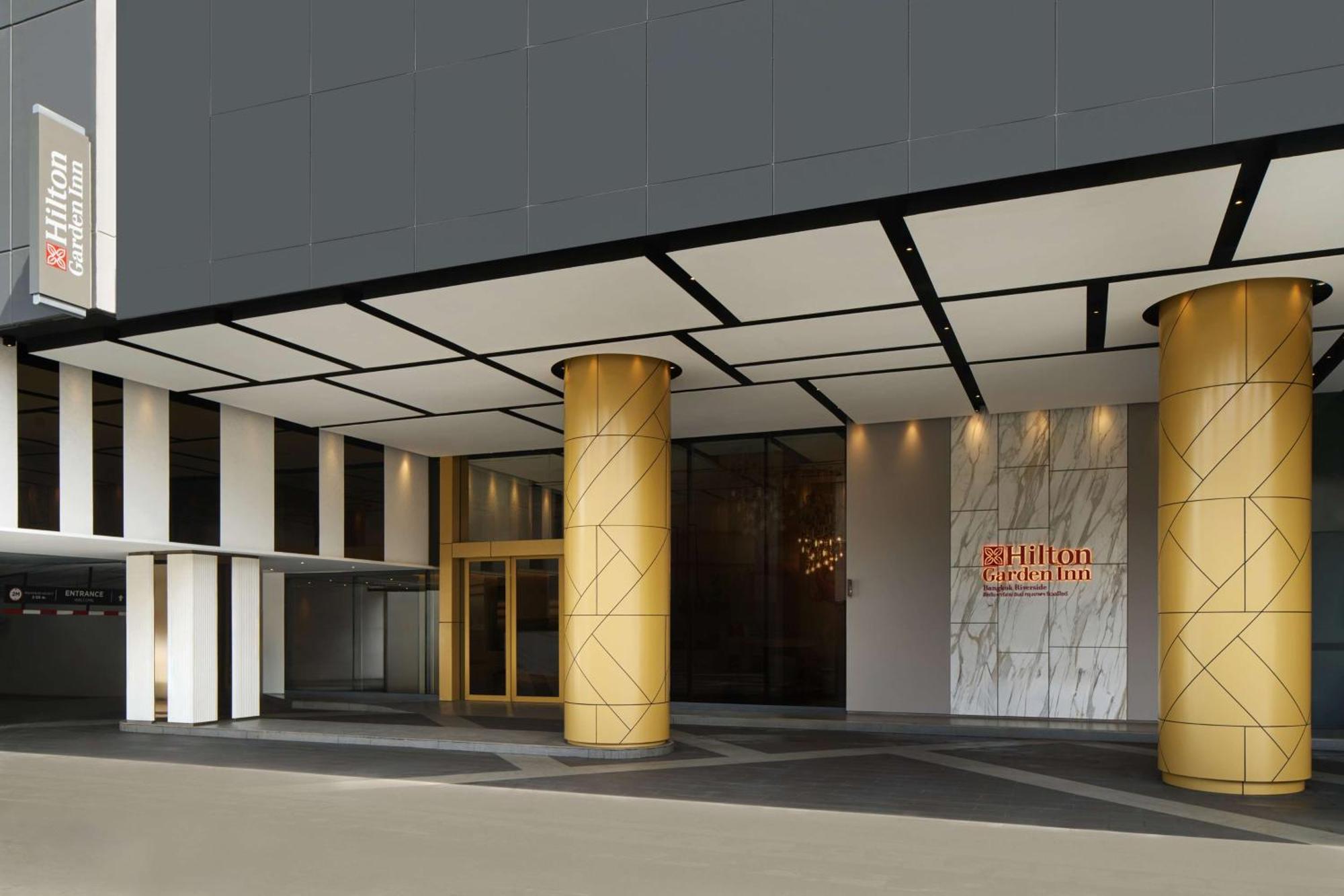 Hilton Garden Inn Bangkok Riverside Eksteriør bilde